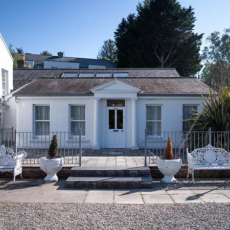 House Hotel 3*