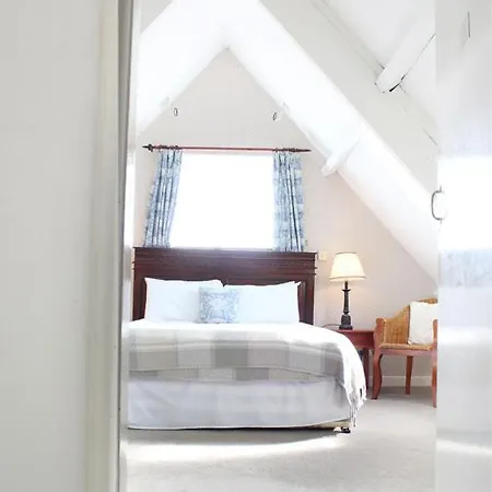 House 3* Innishannon