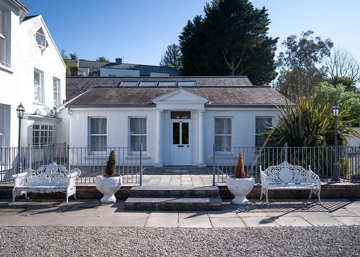 House Hotel 3*